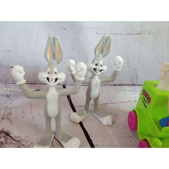 Porky Pig Warner Bros 1992 Haunted Ghost vehicle car toy 2 Bugs Bunny Figure - Picture 4 of 8